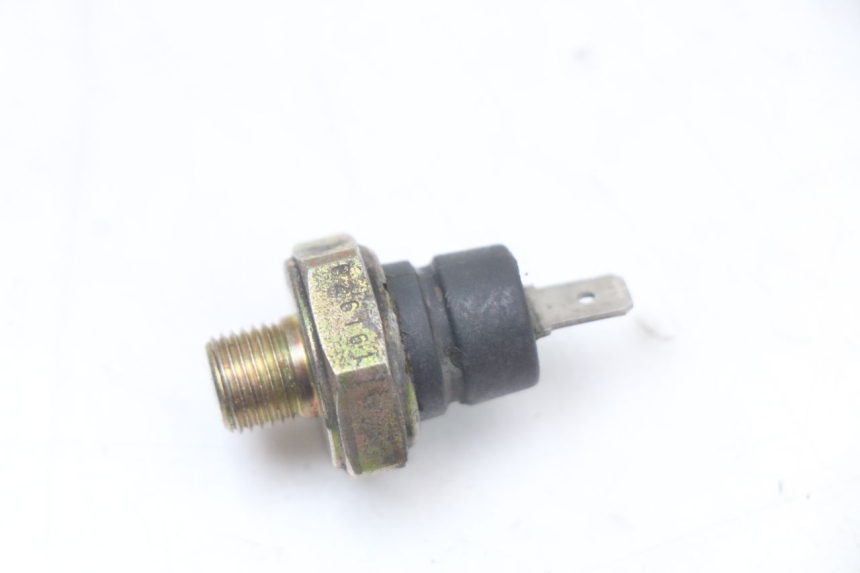 photo de SONDA DE PRESSÃO DE ÓLEO DO FREIO RENAULT KOURANOS 125 (2001 - 2004) - Detalhe da peça