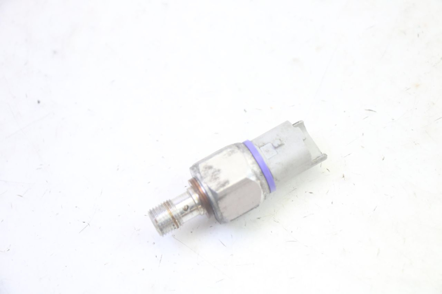 photo de SONDA DE PRESSÃO DE ÓLEO DO FREIO PIAGGIO MP3 HPE 350 (2018 - 2020) - Vista principal