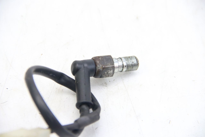 photo de SONDA DE PRESSÃO DE ÓLEO DO FREIO APRILIA SX 50 (2011 - 2017) - Zoom do estado de desgaste