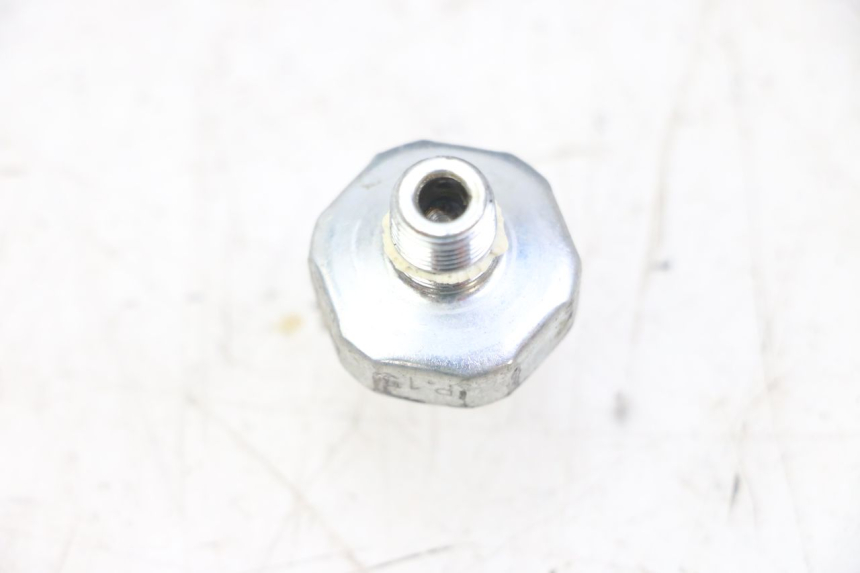 photo de SONDA DE PRESSÃO DE ÓLEO SUZUKI GS GSE 500 (2001 - 2003) - Detalhe da peça