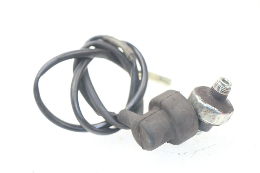 photo de SONDA DE PRESSÃO DE ÓLEO SUZUKI GSX-R GSXR 750 (2011 - 2016) - Detalhe da peça