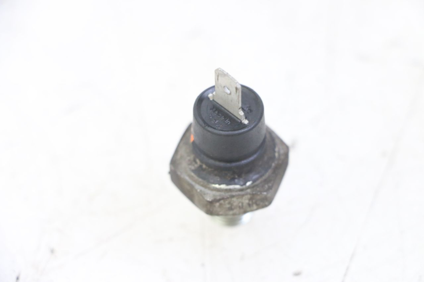 photo de SONDA DE PRESSÃO DE ÓLEO PIAGGIO MP3 LT 300 (2010 - 2016) - Zoom do estado de desgaste