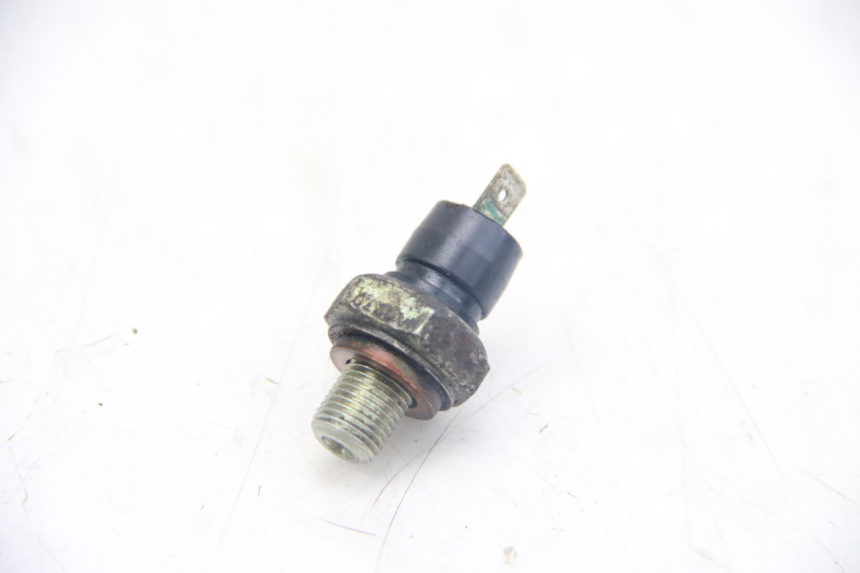 photo de SONDA DE PRESSÃO DE ÓLEO PIAGGIO MP3 125 (2006 - 2014) - Vista principal