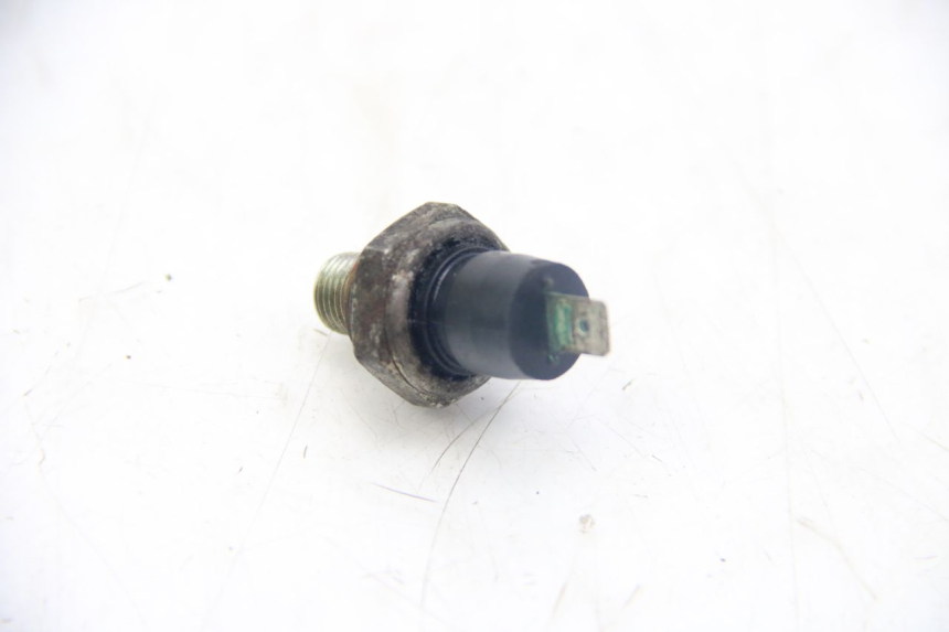 photo de SONDA DE PRESSÃO DE ÓLEO PIAGGIO MP3 125 (2006 - 2014) - Detalhe da peça