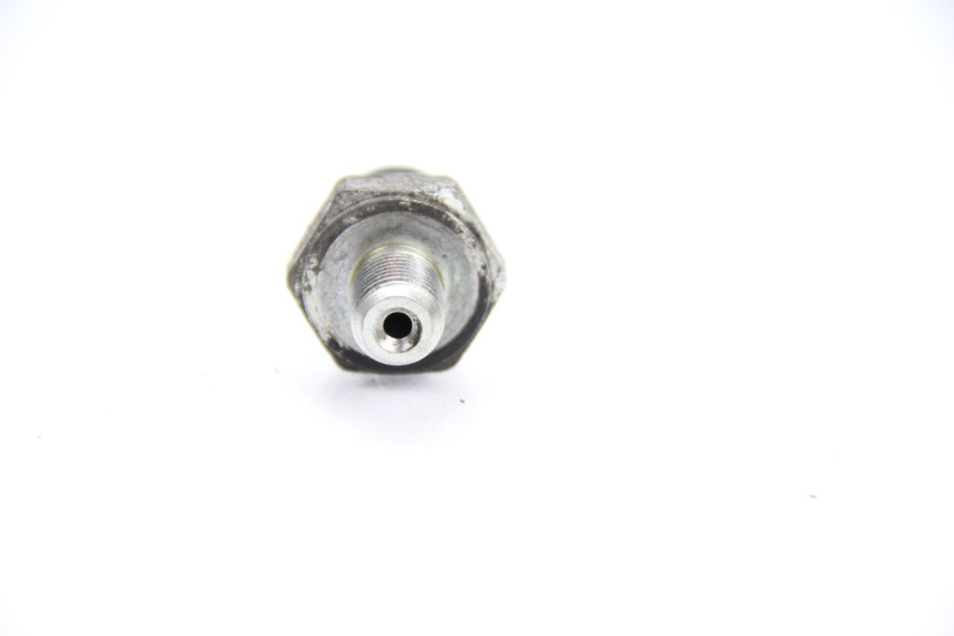 photo de SONDA DE PRESSÃO DE ÓLEO GILERA NEXUS 125 (2009 - 2013) - Outro ângulo de visão