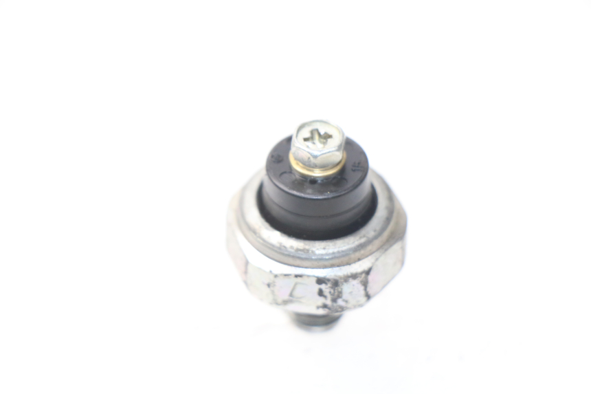 photo de SONDA DE PRESSÃO DE ÓLEO HONDA NSS EX FORZA 250 (2005 - 2013) - Detalhe da peça