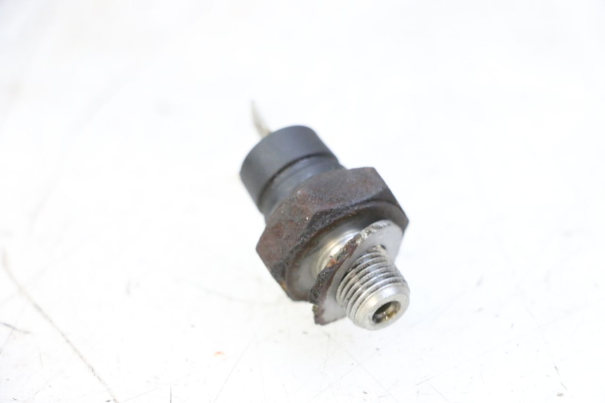 photo de SONDA DE PRESSÃO DE ÓLEO PIAGGIO MP3 LT 400 (2007 - 2012) - Detalhe da peça
