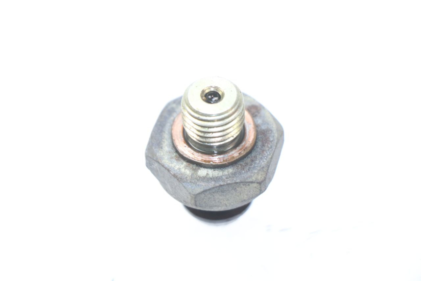 photo de SONDA DE PRESSÃO DE ÓLEO BMW R GS 1150 (1999 - 2004) - Zoom do estado de desgaste