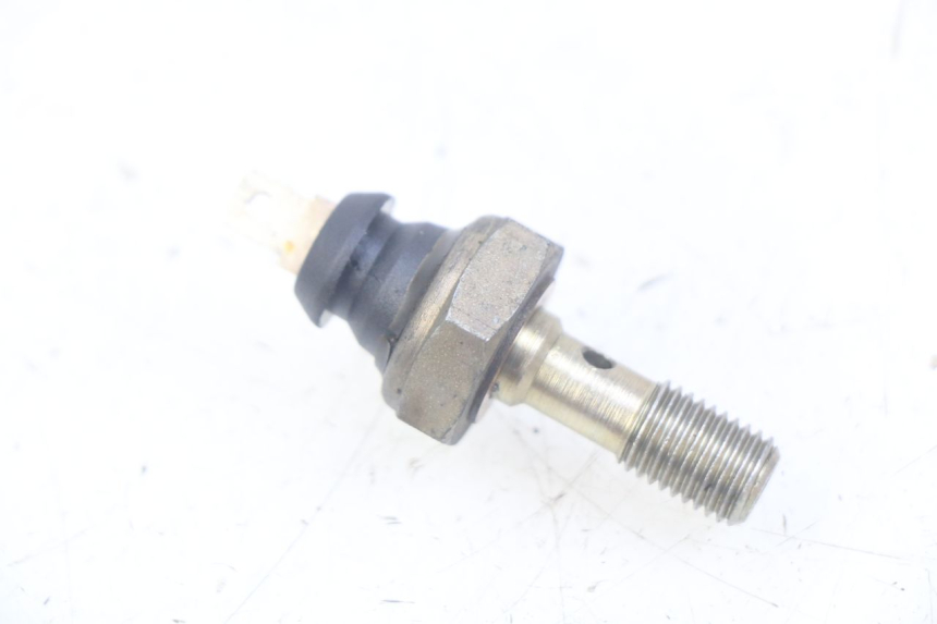 photo de SONDA DE PRESSÃO DE ÓLEO TRIUMPH SPRINT ST 955 (1999 - 2001) - Zoom do estado de desgaste