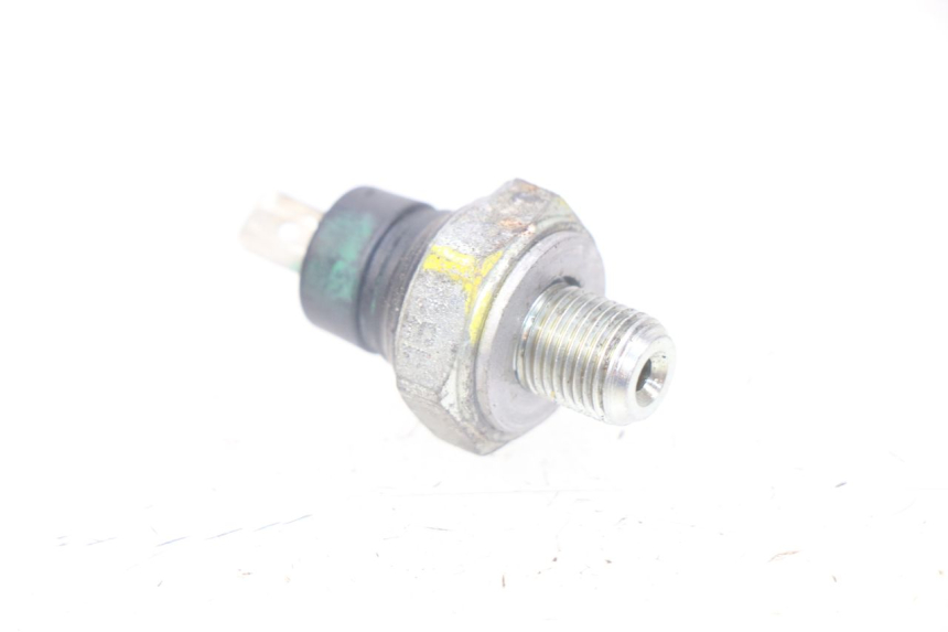 photo de SONDA DE PRESSÃO DE ÓLEO APRILIA SRV 850 (2012 - 2017) - Zoom do estado de desgaste