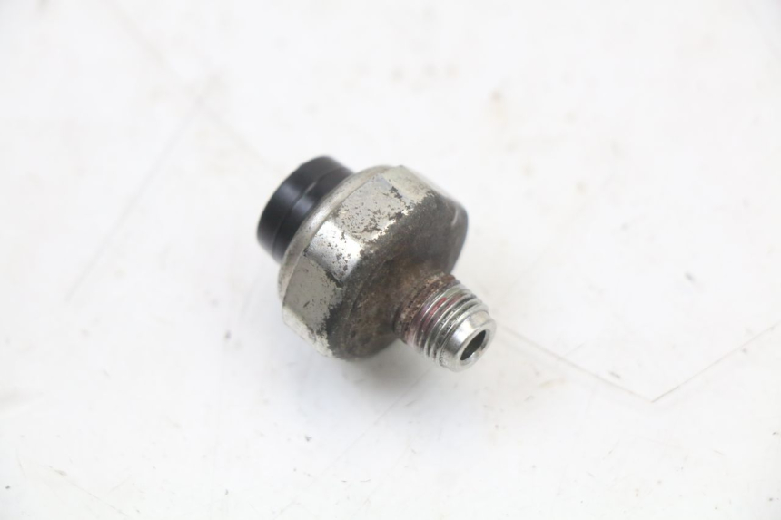 photo de SONDA DE PRESSÃO DE ÓLEO SUZUKI GSX F GSXF 650 (2007 - 2015) - Detalhe da peça
