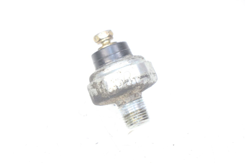 photo de SONDA DE PRESSÃO DE ÓLEO SUZUKI SV N 650 (1999 - 2002) - Zoom do estado de desgaste