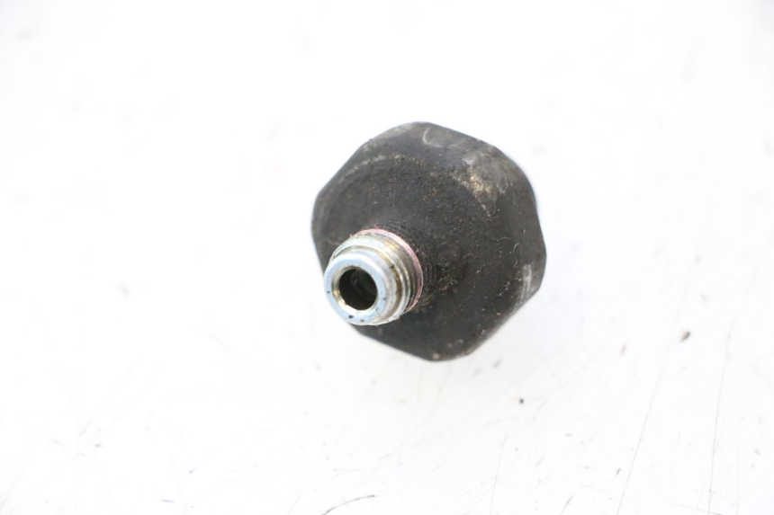 photo de SENSOR DE PRESSÃO DE ÓLEO SUZUKI SV S 650 (2003 - 2009) - Zoom do estado de desgaste