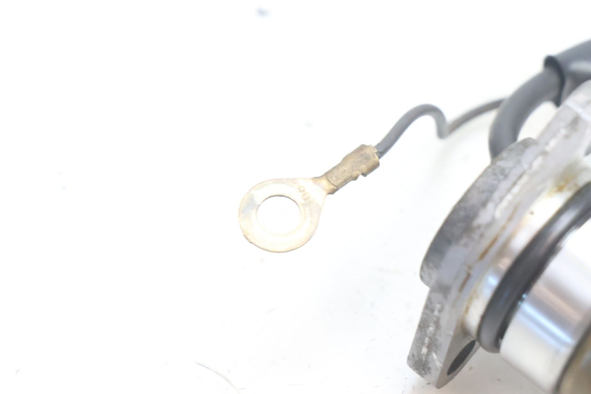 photo de SONDA DE PRESSÃO DE ÓLEO YAMAHA TDM ABS 900 (2002 - 2014) - Zoom do estado de desgaste
