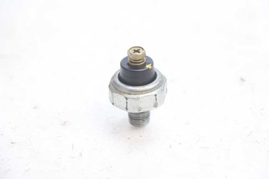 photo de SONDA DE PRESSÃO DE ÓLEO HONDA VFR FI RC46 800 (1998 - 2001) - Vista principal