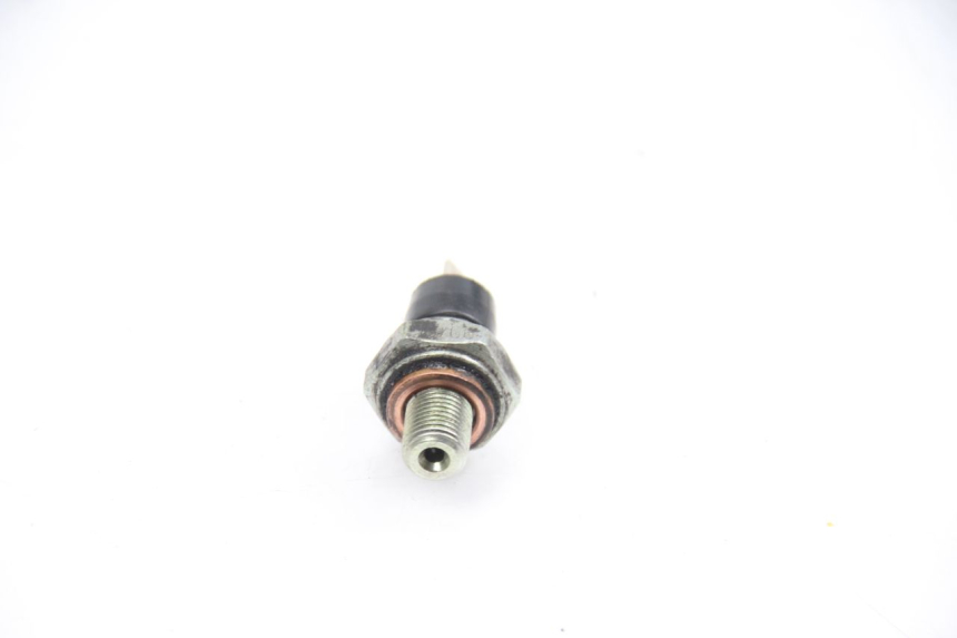 photo de SONDA DE PRESSÃO DE ÓLEO PIAGGIO X9 EVOLUTION 125 (2003 - 2007) - Detalhe da peça