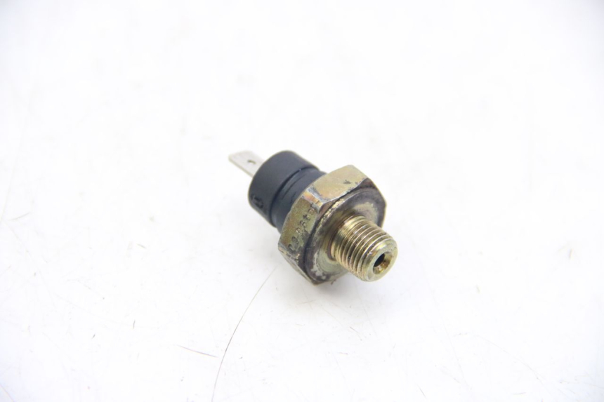 photo de SONDA DE PRESSÃO DE ÓLEO PIAGGIO X9 EVOLUTION 125 (2003 - 2007) - Vista principal