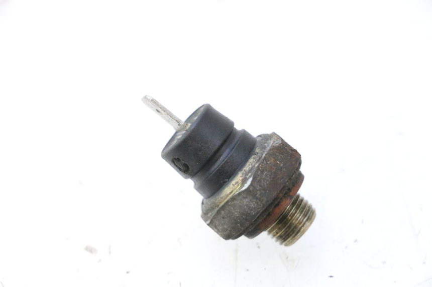 photo de SONDA DE PRESSÃO DE ÓLEO PIAGGIO X9 EVOLUTION 125 (2003 - 2007) - Vista principal