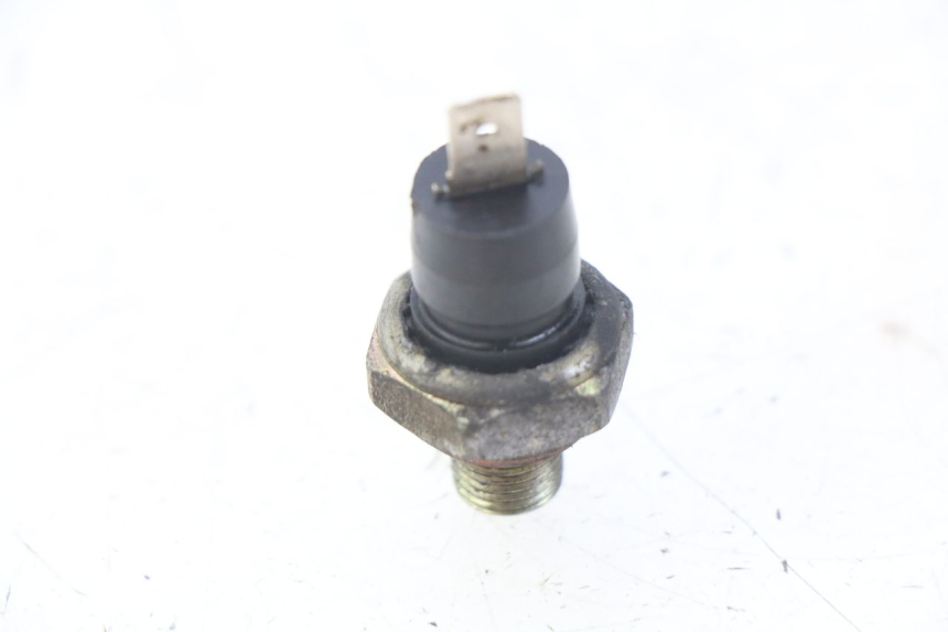photo de SONDA DE PRESSÃO DE ÓLEO PIAGGIO XEVO - X EVO 125 (2007 - 2017) - Detalhe da peça