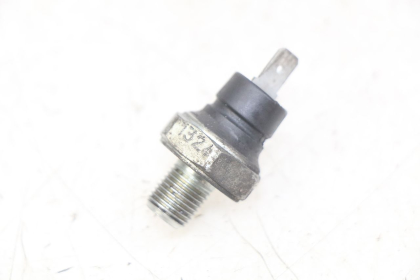 photo de SONDA DE PRESSÃO DE ÓLEO PIAGGIO XEVO - X EVO 125 (2007 - 2017) - Vista principal