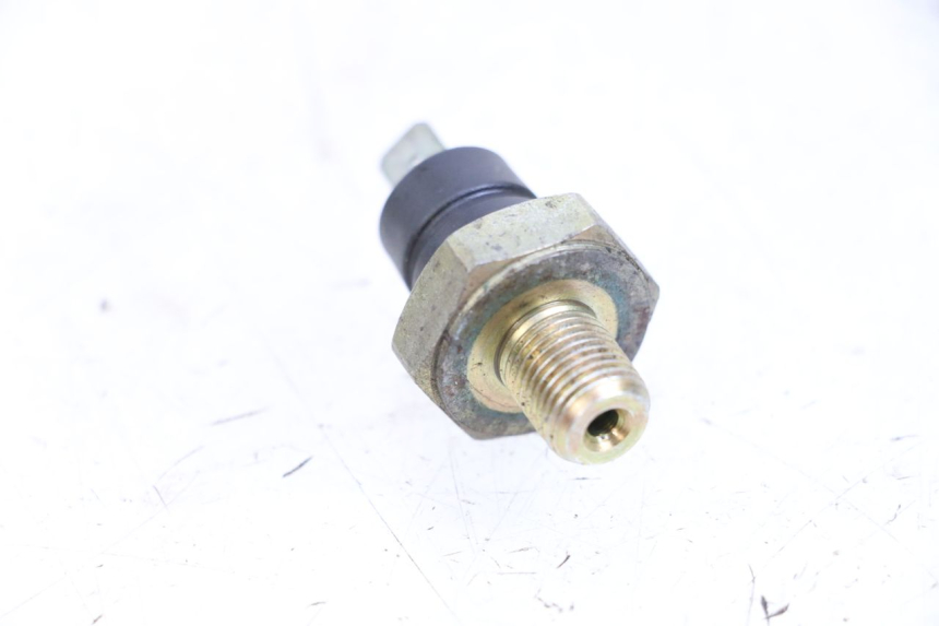 photo de SONDA DE PRESSÃO DE ÓLEO PIAGGIO XEVO - X EVO 125 (2007 - 2017) - Detalhe da peça