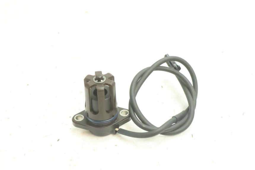 photo de SENSOR DE PRESSÃO DE ÓLEO YAMAHA YZF R6 600 (2008 - 2009) - Zoom do estado de desgaste