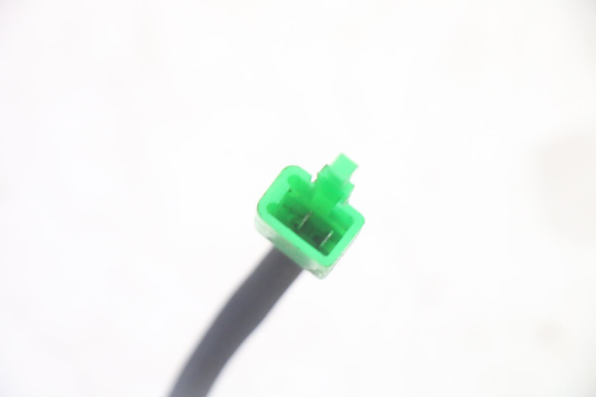 photo de SONDA DE TEMPERATURA DO MOTOR SYM CROX 4T 50 (2016 - 2023) - Outro ângulo de visão