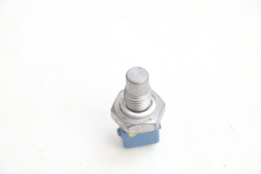 photo de SONDA DE TEMPERATURA DO MOTOR PIAGGIO ZIP IGET 4T 50 (2021 - 2023) - Outro ângulo de visão