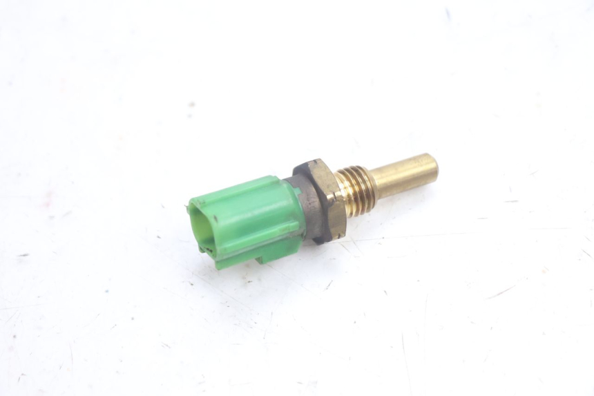 photo de SONDA DE TEMPERATURA DE ÁGUA SUZUKI BURGMAN EXECUTIVE ABS 650 (2006 - 2012) - Detalhe da peça