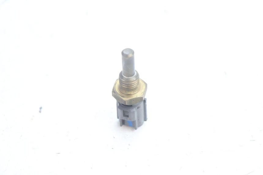 photo de SONDA DE TEMPERATURA DE ÁGUA SUZUKI BURGMAN EXECUTIVE ABS 650 (2006 - 2012) - Outro ângulo de visão