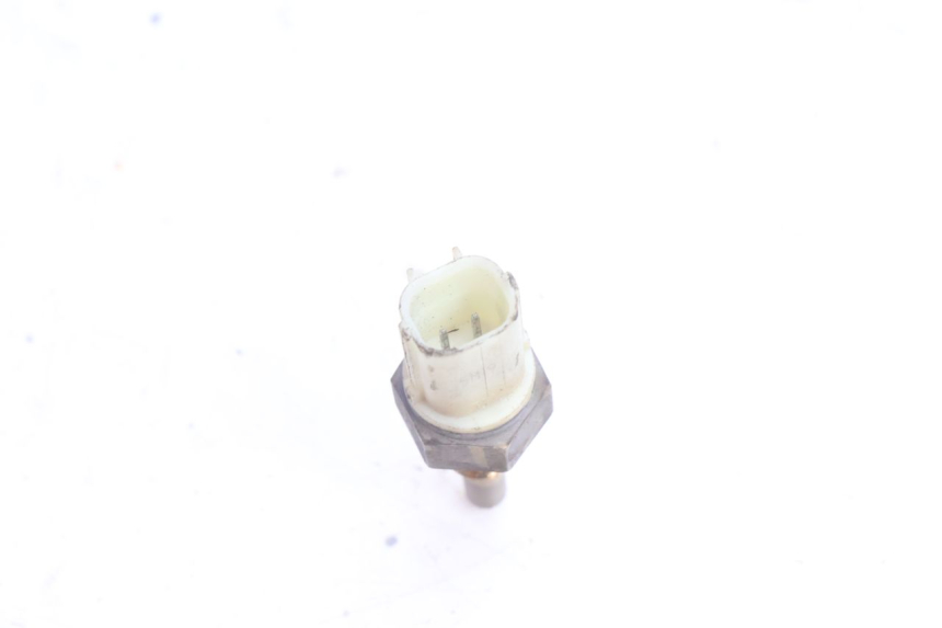 photo de SONDA DE TEMPERATURA DE ÁGUA YAMAHA BW'S BWS 125 (2010 - 2013) - Outro ângulo de visão