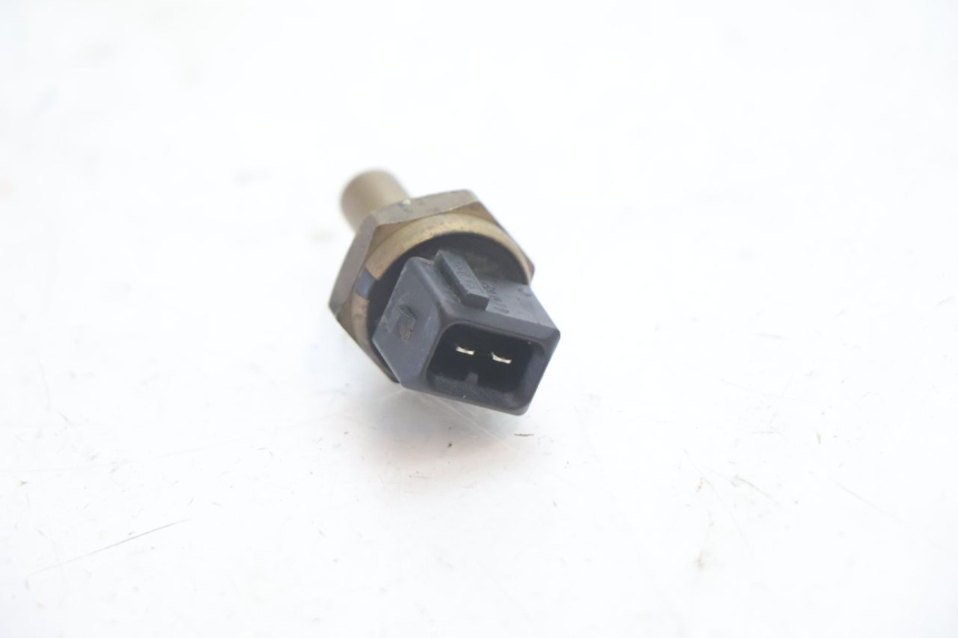 photo de SONDA DE TEMPERATURA DE ÁGUA BMW C SPORT 650 (2015 - 2021) - Zoom do estado de desgaste