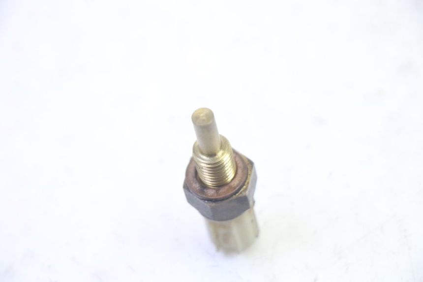 photo de SONDA DE TEMPERATURA DE ÁGUA HONDA CBF 125 (2009 - 2015) - Ampliação técnica
