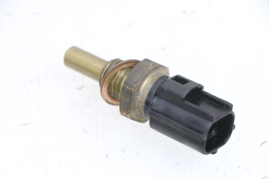 photo de SONDA DE TEMPERATURA DE ÁGUA SUZUKI DL V STROM 1000 (2002 - 2007) - Zoom do estado de desgaste
