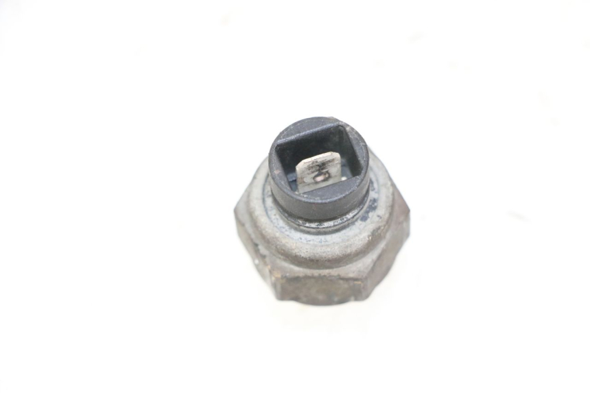 photo de SONDA DE TEMPERATURA DE ÁGUA APRILIA ETX 125 (1998 - 2002) - Zoom do estado de desgaste