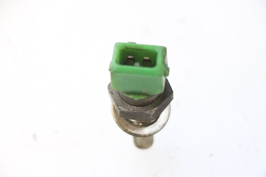 photo de SONDA DE TEMPERATURA DE ÁGUA HONDA FES PANTHEON 2T 125 (1998 - 2002) - Detalhe da peça