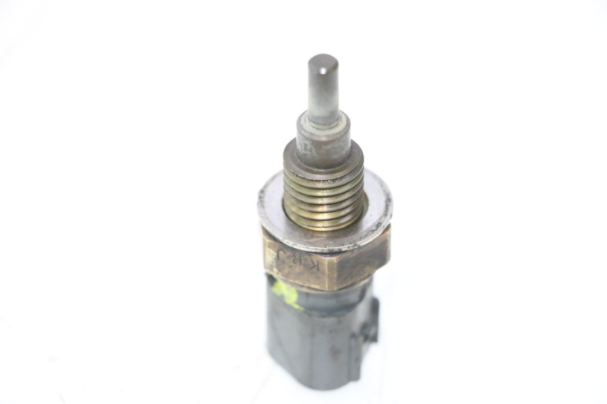 photo de SONDA DE TEMPERATURA DE ÁGUA HONDA FES PANTHEON 125 (2003 - 2007) - Detalhe da peça