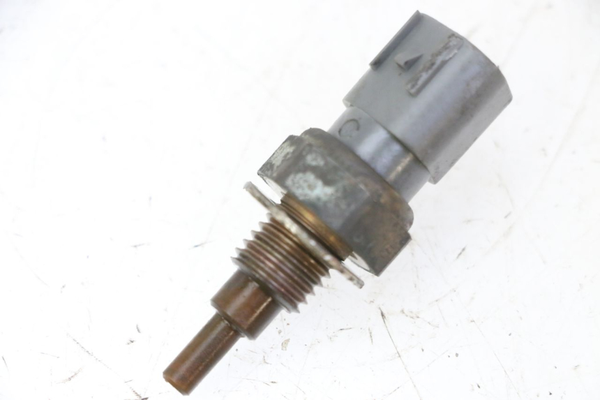 photo de SONDA DE TEMPERATURA DE ÁGUA HONDA FES S-WING SWING ABS 125 (2007 - 2015) - Vista principal