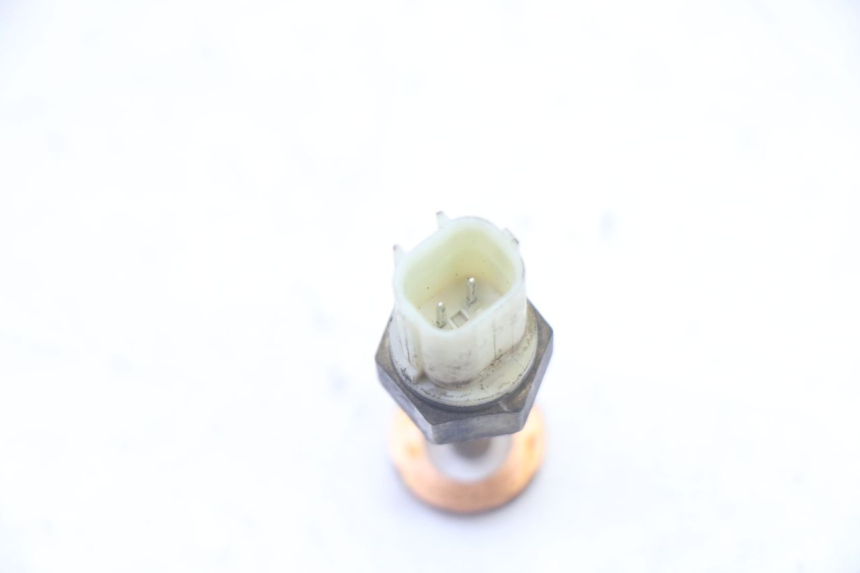 photo de SONDA DE TEMPERATURA DE ÁGUA MBK FLAME X 125 (2007 - 2016) - Zoom do estado de desgaste