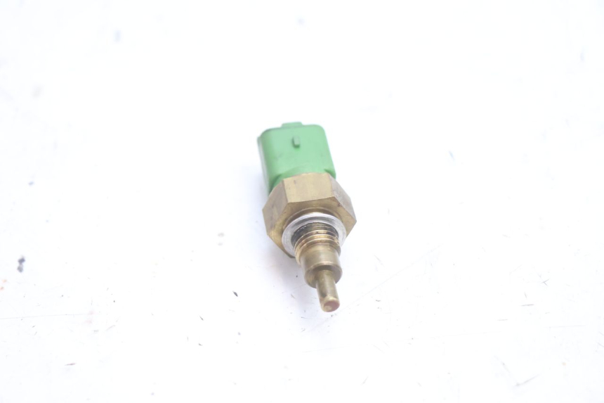 photo de SONDA DE TEMPERATURA DE ÁGUA GILERA GP 800 (2007 - 2013) - Zoom do estado de desgaste