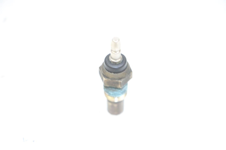 photo de SONDA DE TEMPERATURA DE ÁGUA KAWASAKI GPX R WARBIRD 600 (1988 - 1993) - Zoom do estado de desgaste