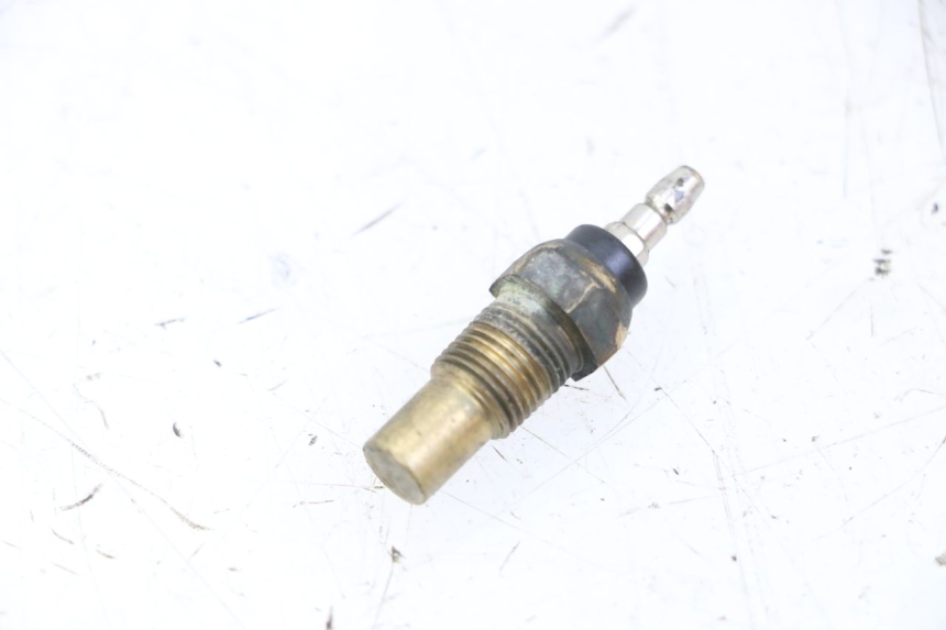 photo de SONDA DE TEMPERATURA DE ÁGUA HONDA MTX TC02 125 (1987 - 1989) - Detalhe da peça