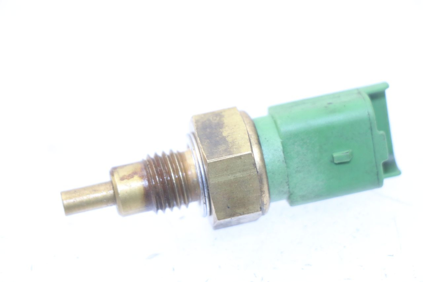 photo de SONDA DE TEMPERATURA DE ÁGUA PIAGGIO MP3 HPE 500 (2019 - 2022) - Zoom do estado de desgaste