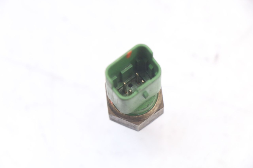 photo de SONDA DE TEMPERATURA DE ÁGUA PIAGGIO MP3 HPE 350 (2018 - 2020) - Zoom do estado de desgaste