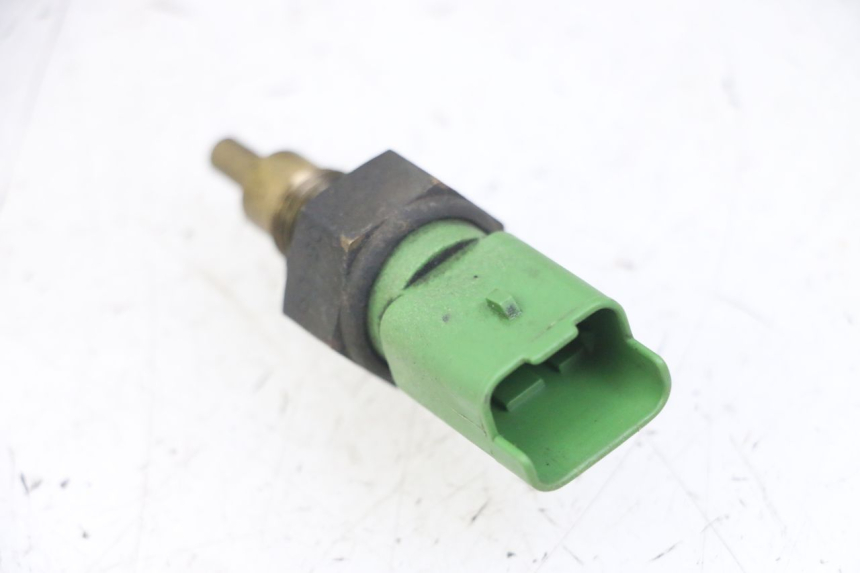 photo de SONDA DE TEMPERATURA DE ÁGUA PIAGGIO MP3 LT 400 (2007 - 2012) - Zoom do estado de desgaste