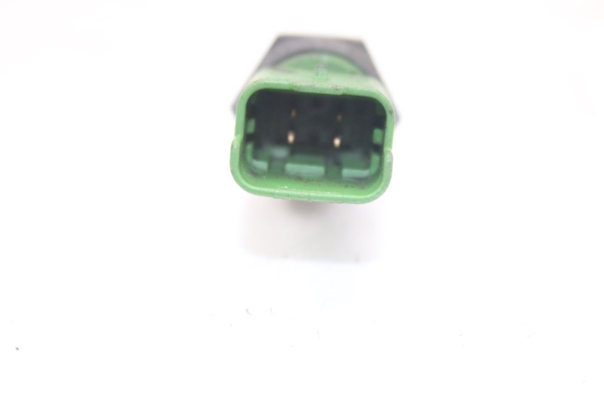 photo de SONDA DE TEMPERATURA DE ÁGUA PIAGGIO MP3 500 (2011 - 2015) - Zoom do estado de desgaste