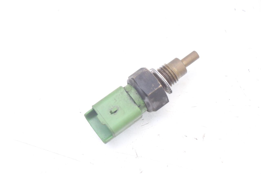 photo de SONDA DE TEMPERATURA DE ÁGUA PIAGGIO MP3 500 (2011 - 2015) - Zoom do estado de desgaste
