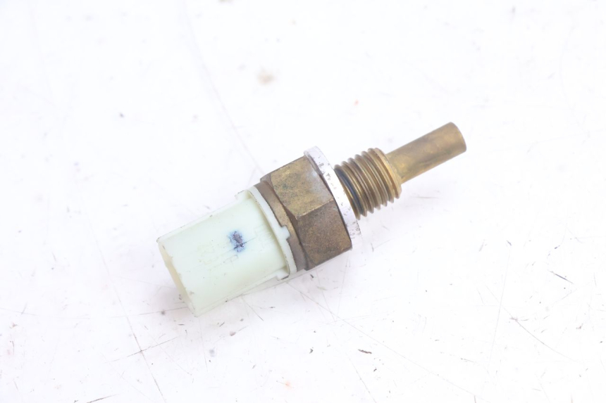photo de SONDA DE TEMPERATURA DA ÁGUA YAMAHA N-MAX NMAX 125 (2021 - 2024) - Detalhe da peça