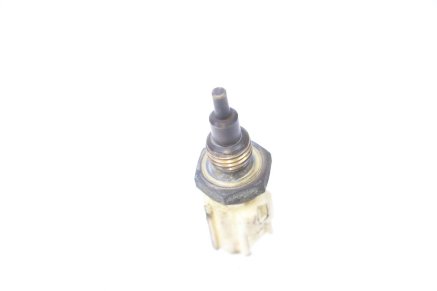 photo de SONDA DE TEMPERATURA DE ÁGUA YAMAHA NEOS NEO'S 4T 50 (2008 - 2016) - Zoom do estado de desgaste