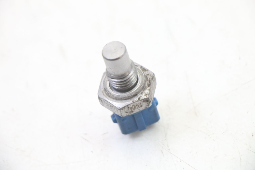 photo de SONDA DE TEMPERATURA DE ÁGUA PIAGGIO NEW TYPHOON 50 (2018 - 2021) - Outro ângulo de visão